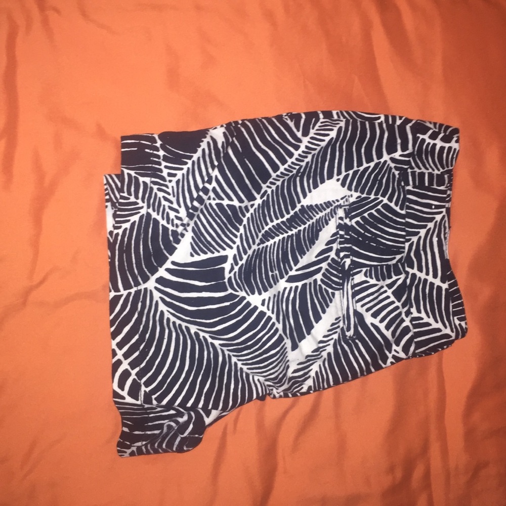 Tropical casual short